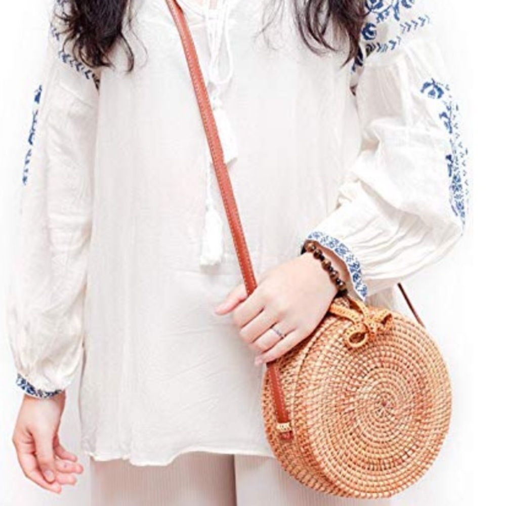 Woman’s Rattan Bag - Picture 2 of 2